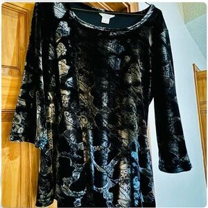 Christopher & Banks Black and Gold Patterned Blouse velvet